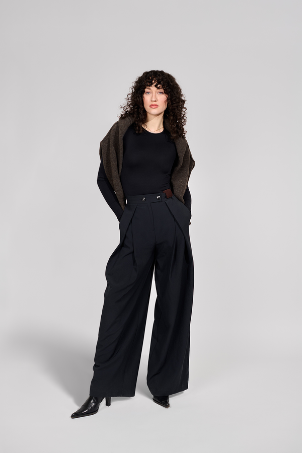 BUNDRE plush rich brown